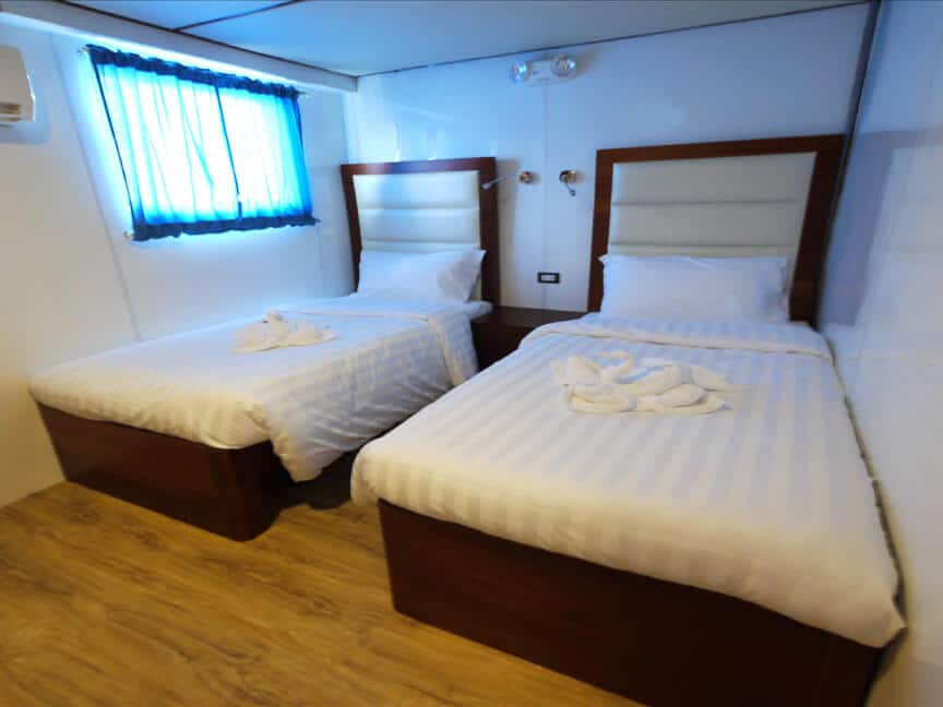 Upper Deck Cabin - Twin Bed